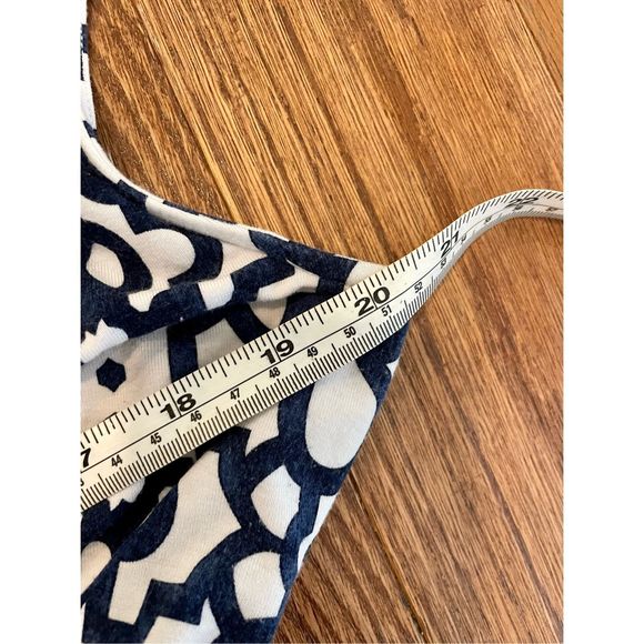 Tommy bahama blue and white geometric printed maxi dress large - Picture 10 of 10